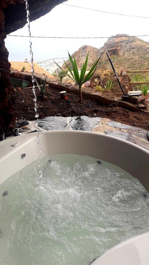 Casa Rural Alessia With Jacuzzi ,Garden & Swimming Pool Santa Cruz de Tenerife Exterior photo