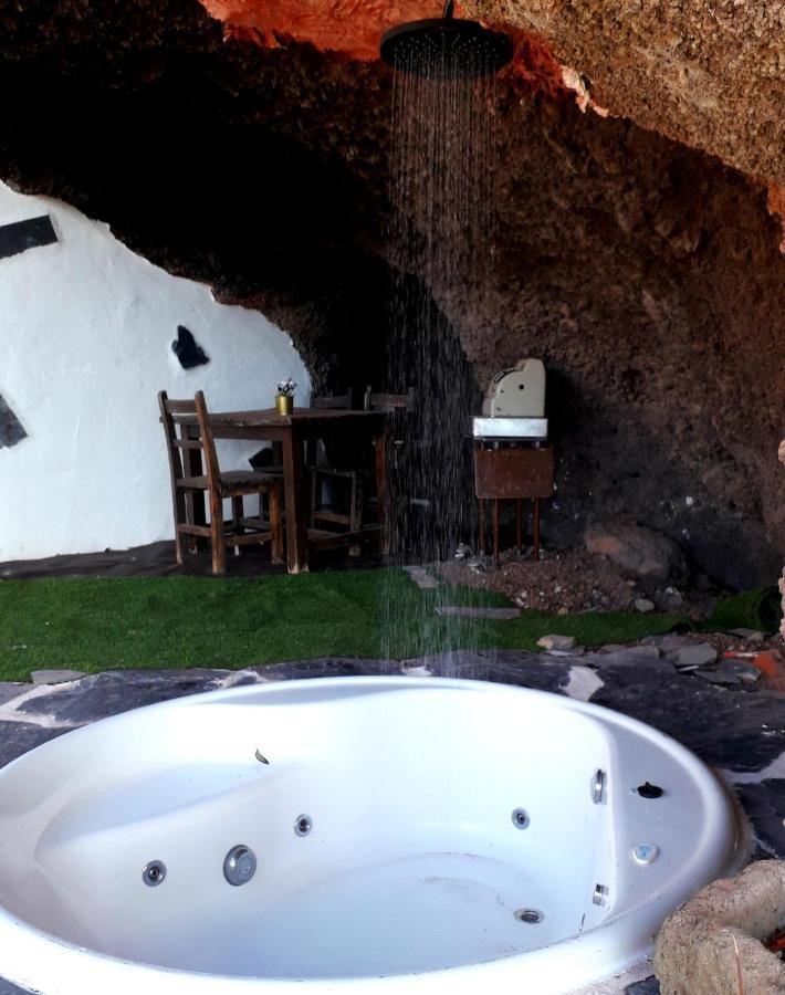 Casa Rural Alessia With Jacuzzi ,Garden & Swimming Pool Santa Cruz de Tenerife Exterior photo